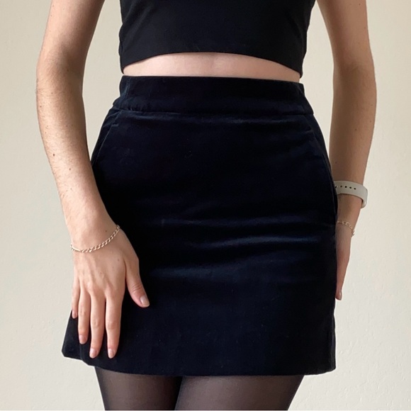 J Crew Dark Blue Black Velvet High Waisted Mini Skirt 2 - Picture 1 of 8